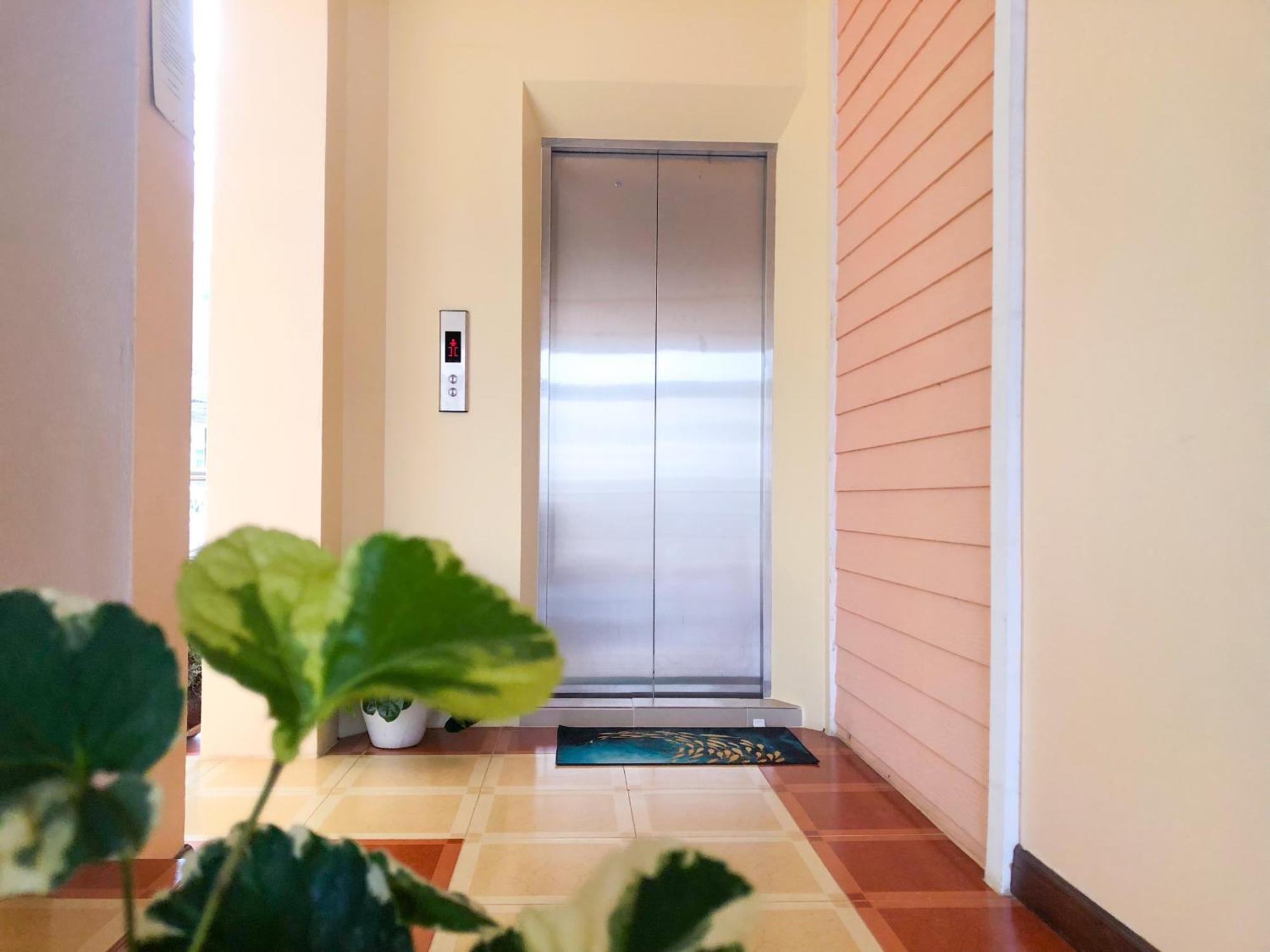 RK Guesthouse Patong Eksteriør billede