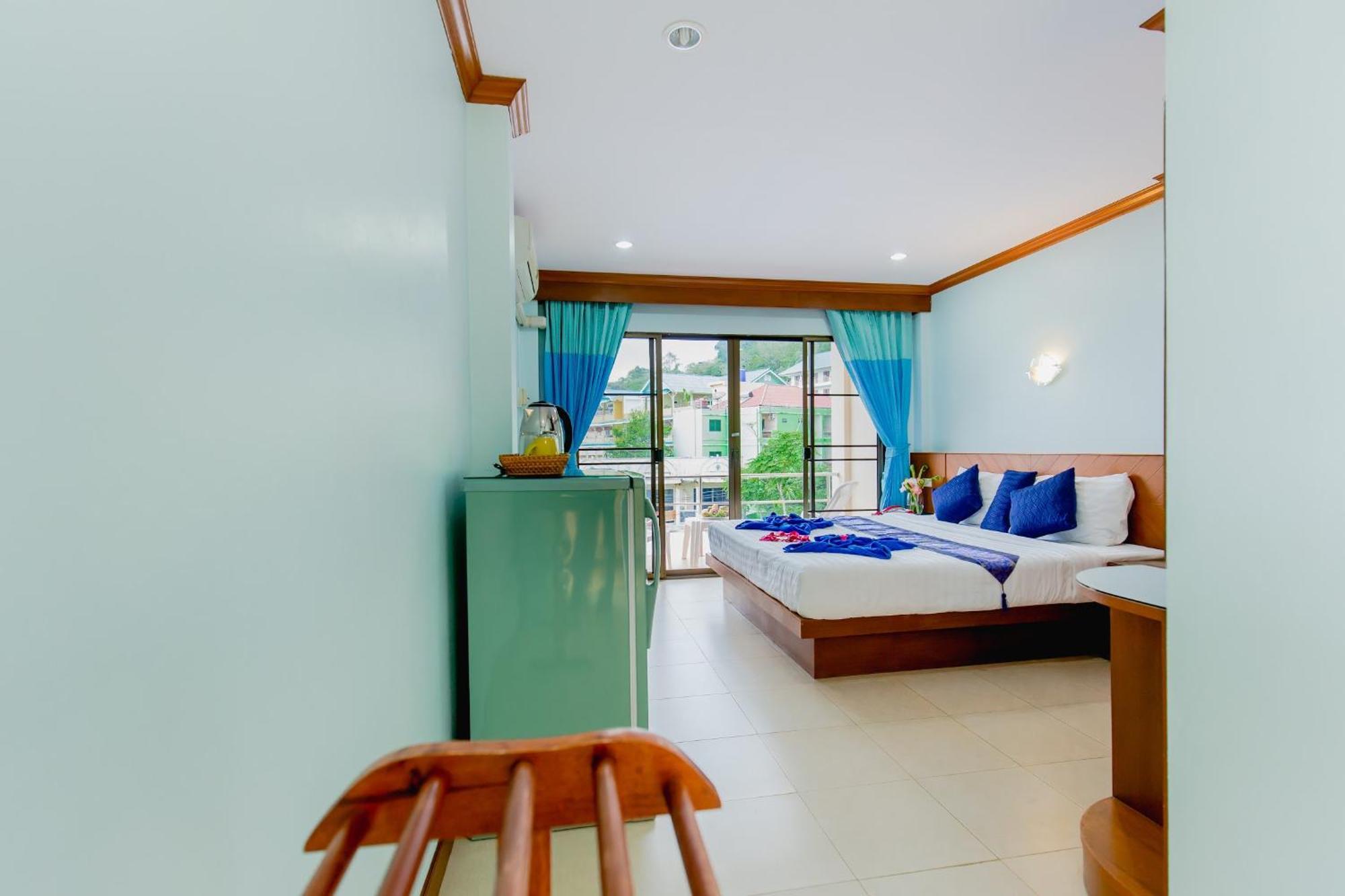 RK Guesthouse Patong Eksteriør billede