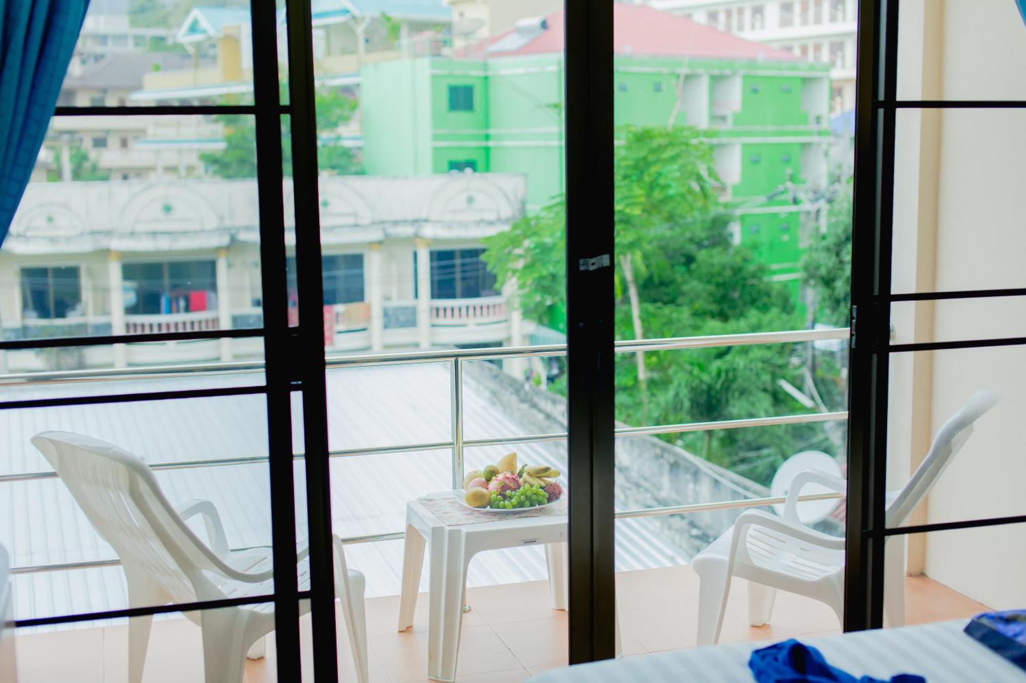RK Guesthouse Patong Eksteriør billede