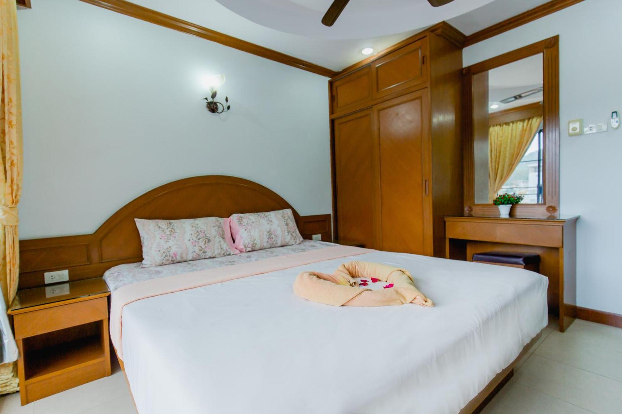 RK Guesthouse Patong Eksteriør billede